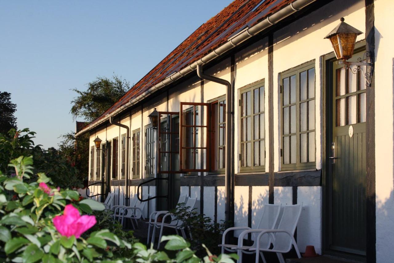 Allinge Badehotel ภายนอก รูปภาพ